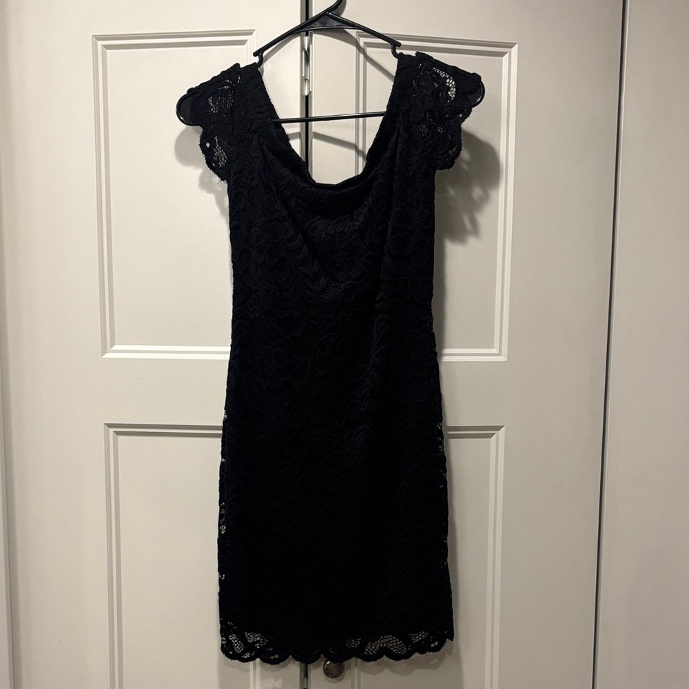 Women’s Black Lace Off The Shoulder Mini Dress